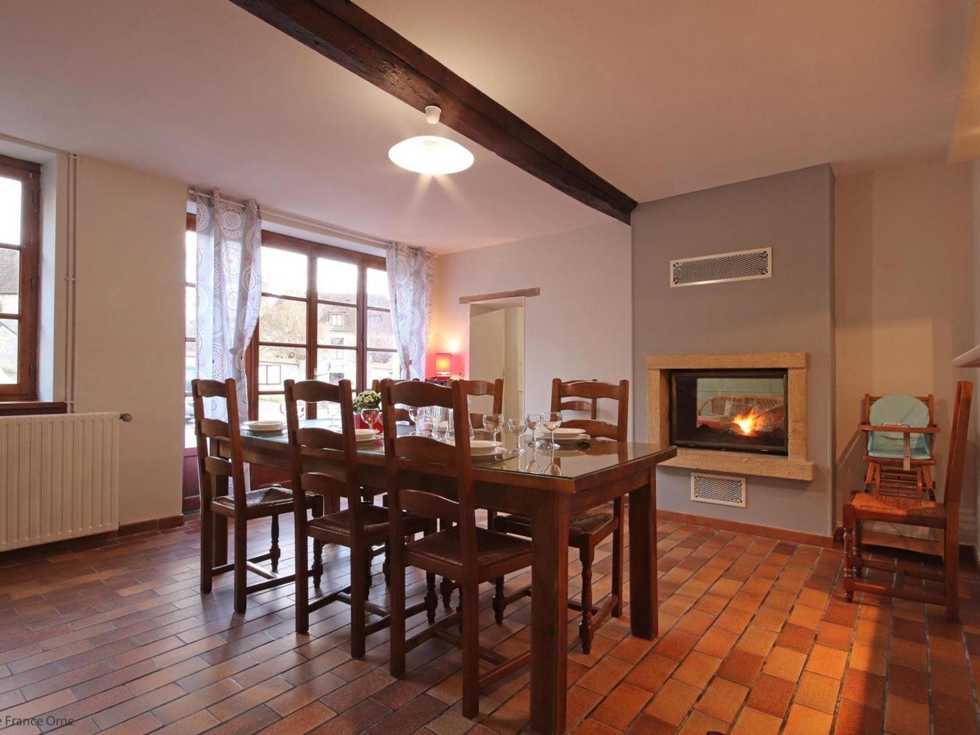 Maison Percheronne Spacieuse Avec Billard, Babyfoot, Et Jardin Clos, Animaux Bienvenus ! - Fr-1-497-65 La Mesnière Kültér fotó